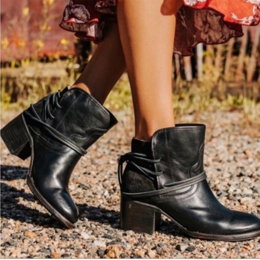 Freebird Black Leather Ankle booties - discontinued Casey